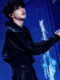 关在笼中攻略队友的金丝雀