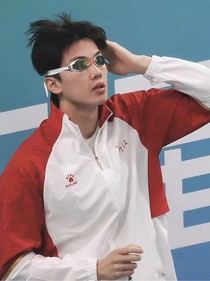 体坛：冠军可以批发吗？我急用！